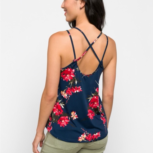 🎉Host Pick🎉Papermoon knit top - Picture 2 of 3